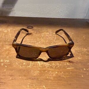 Elegant Brown Sunglasses